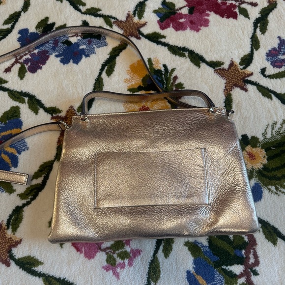 NWOT Henri Bendel Leathe Gold Metallic Crossbody Bag Handbag Purse - Picture 3 of 6